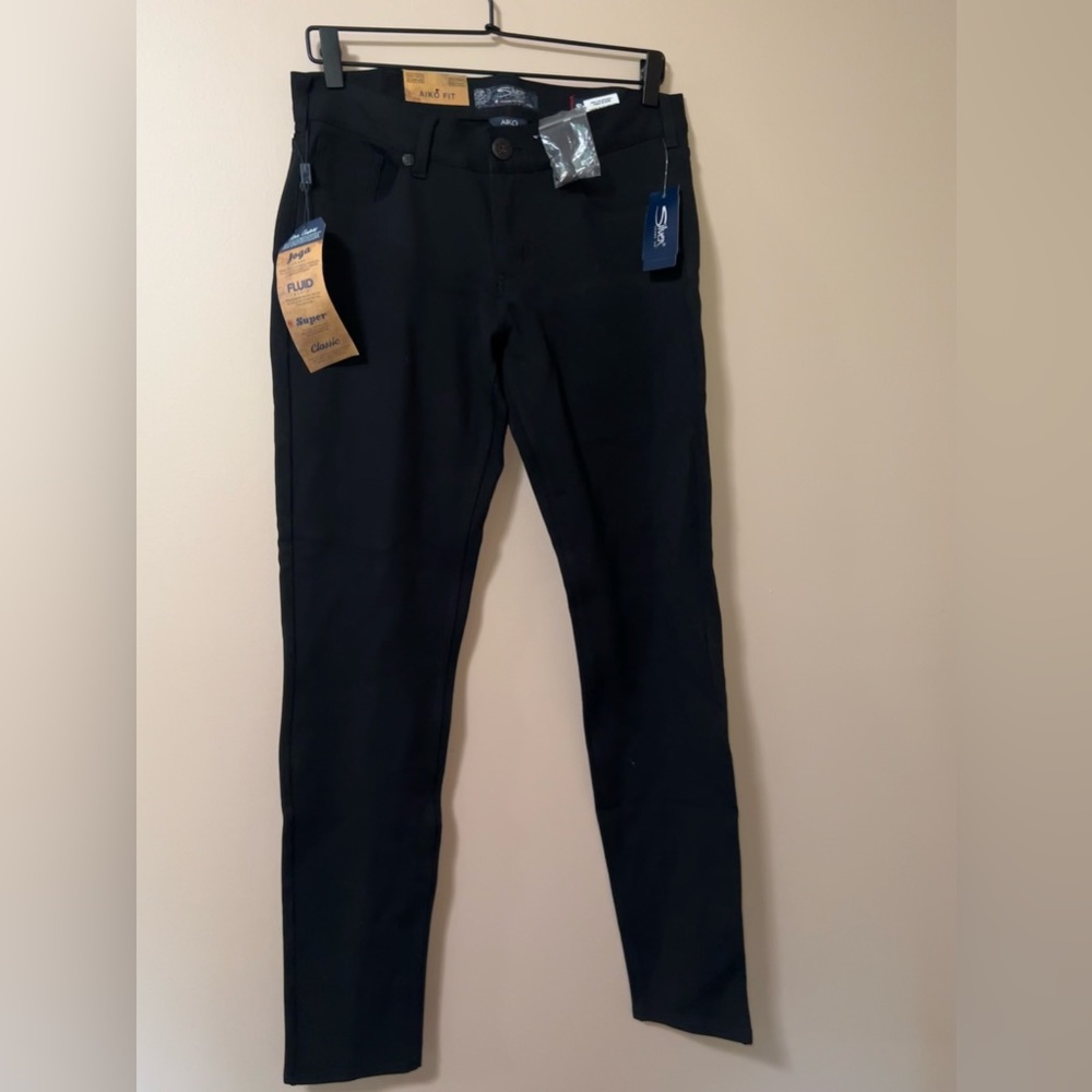 Silver Jeans Aiko Mid/Super Skinny Super Stretch Size 31